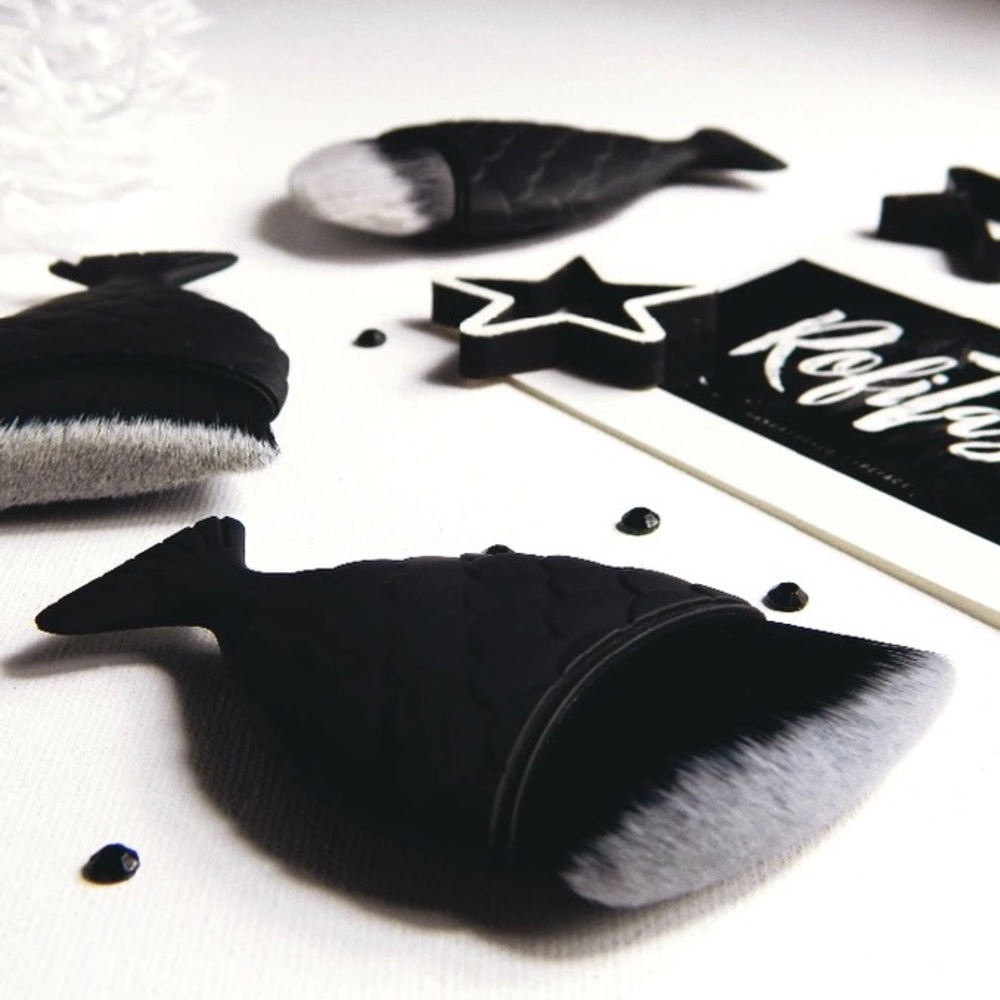 “No One Lives In Black & White” [4pc Set] - Picture 6 of 7